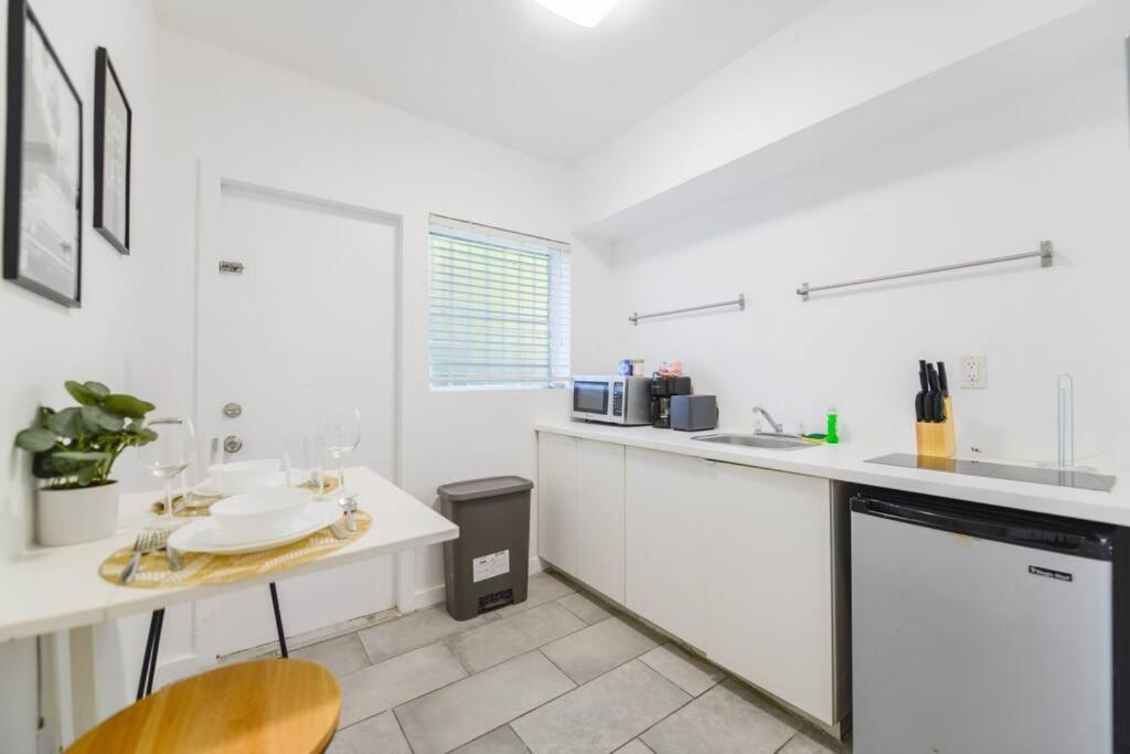 Fabulous Studio 15 Min From The Beach Miami Bagian luar foto
