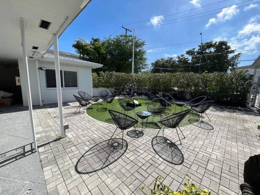 Fabulous Studio 15 Min From The Beach Miami Bagian luar foto