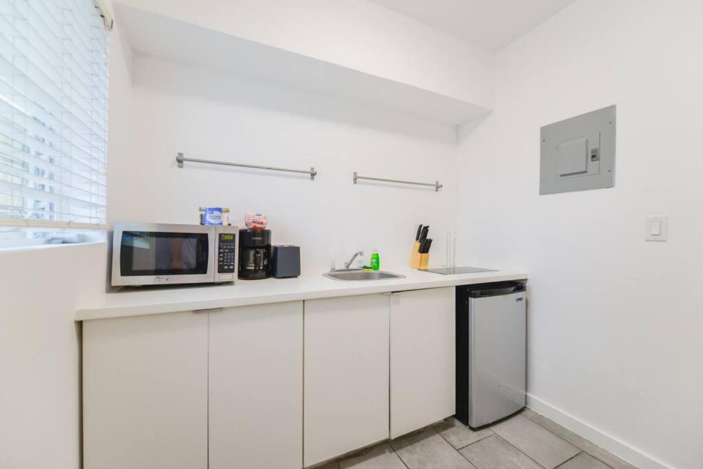 Fabulous Studio 15 Min From The Beach Miami Bagian luar foto