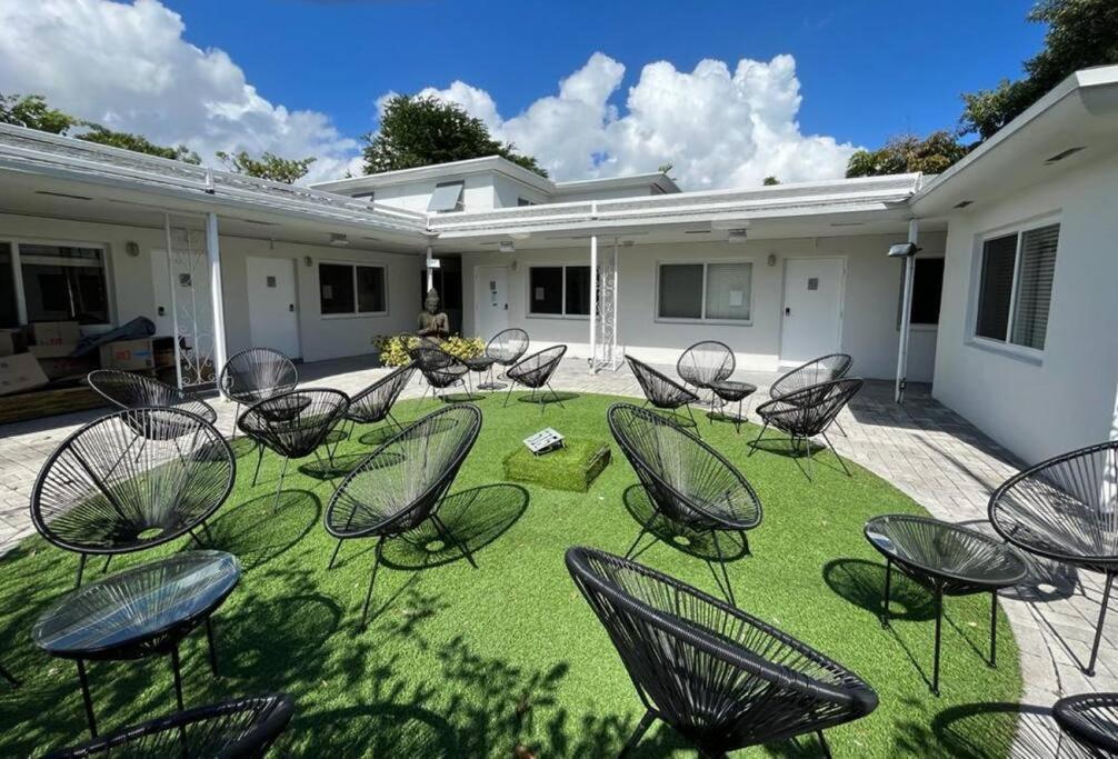 Fabulous Studio 15 Min From The Beach Miami Bagian luar foto